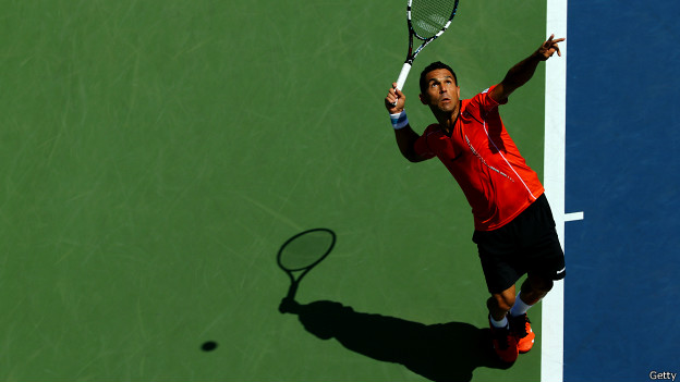 años descubriendo estrellas del tenis: explora la trayectoria y talento de las futuras leyendas del deporte blanco.