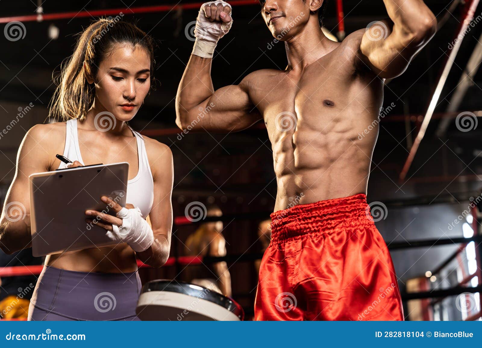clases de boxeo tailandés para mujeres en mulhouse: mejora tu fuerza, defensa personal y confianza en un ambiente seguro y motivador. ¡inscríbete hoy!